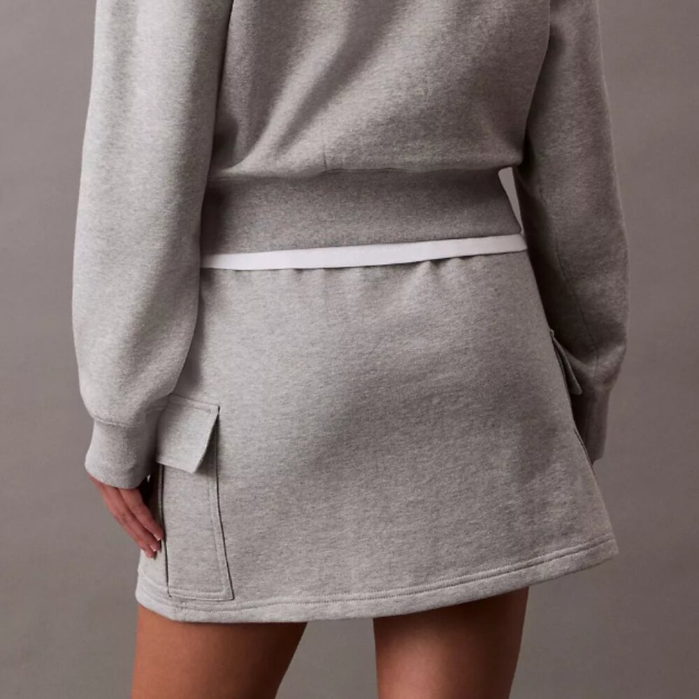 Calvin Klein Archive Logo Fleece Cargo Mini Active Skirt - Large in Heather Grey